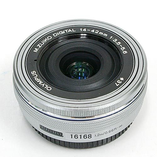 中古 オリンパス M.ZUIKO DIGITAL ED 14-42mm F3.5-5.6 EZ シルバー OLYMPUS 【中古レンズ】 16168