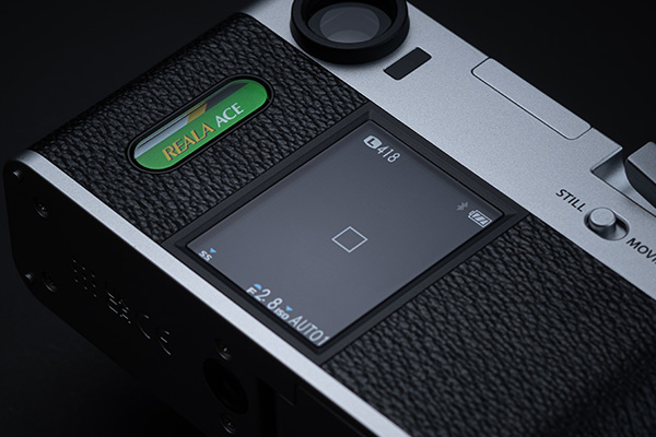 《予約商品》 フジフイルム / X half / X-HF1 / チャコールシルバー / FUJIFILM