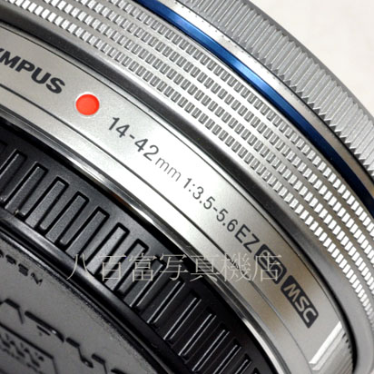 【中古】 オリンパス M.ZUIKO DIGITAL ED 14-42mm F3.5-5.6 EZ シルバー OLYMPUS 中古交換レンズ 39706