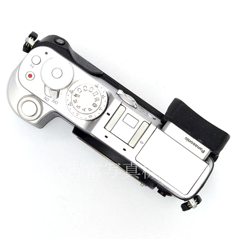 【中古】 パナソニック LUMIX DMC-GX8 シルバー ボディ Panasonic 中古デジタルカメラ 48410