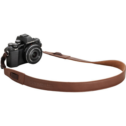 オリンパス CSS-S119L ブラウン [撥水本革ストラップ]OLYMPUS-使用例(カメラ・レンズは別売りです)