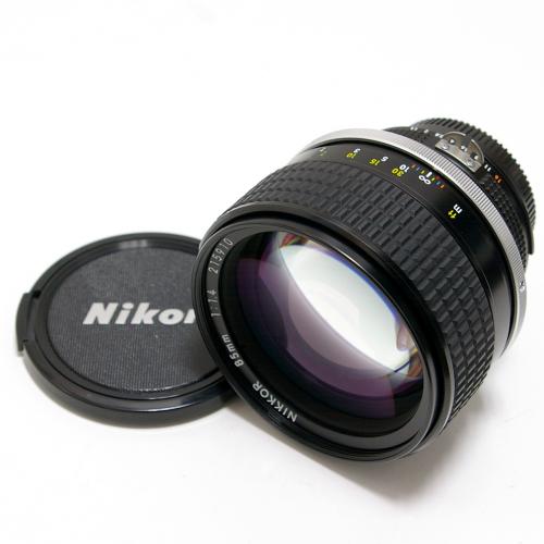 中古 ニコン Ai Nikkor 85mm F1.4S Nikon / ニッコール 【中古レンズ】 R9423
