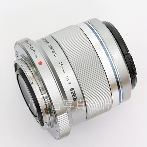 【中古】 オリンパス M.ZUIKO DIGITAL 45mm F1.8 シルバー マイクロフォーサーズ OLYMPUS ズイコー 中古レンズ　39913