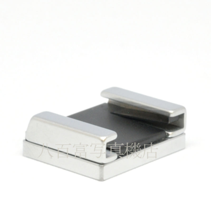 【中古】フォクトレンダー ストラップ アダプター Voigtlander Strap Adapter 中古アクセサリー 48941|カメラのことなら八百富写真機店