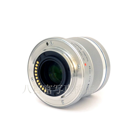 【中古】 オリンパス M.ZUIKO DIGITAL 45mm F1.8 シルバー マイクロフォーサーズ OLYMPUS ズイコー 中古レンズ　35342