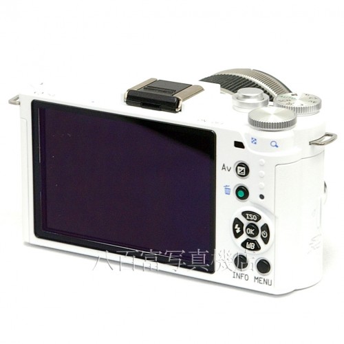 【中古】 ペンタックス  Q-S1 02レンズキット ピュアホワイト/カーキグリーン PENTAX 中古カメラ 24632